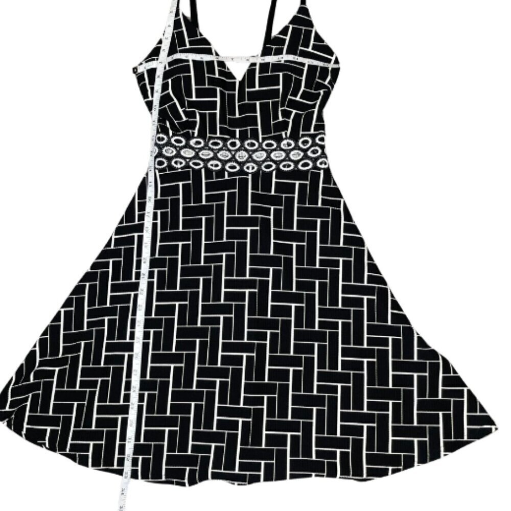 Indie Sleaze Geometric Mini Dress Black White Circle Lace Inset Waist S - Picture 6 of 7